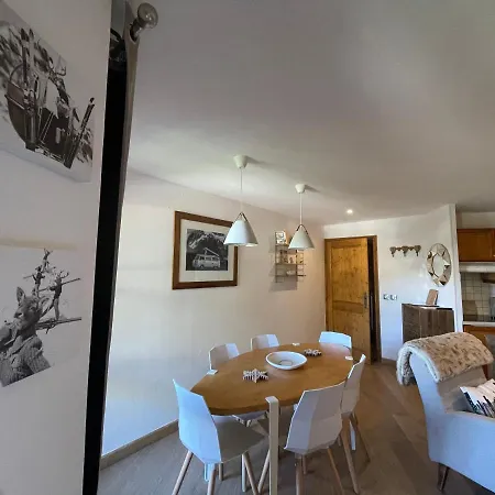 Arc 1950 De Standing Renove Avec Vue Sur Le Mont Blanc - Paradiski 5 Cristaux Apartment *